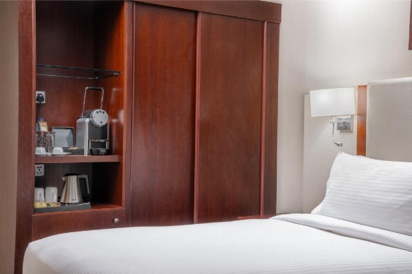 Al Aqeeq Madinah Hotel image 27